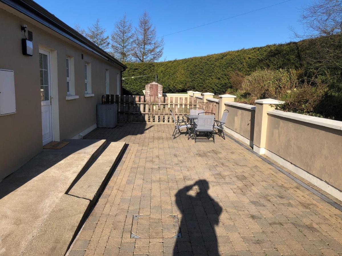 The Bungalow Villa Omagh Bagian luar foto