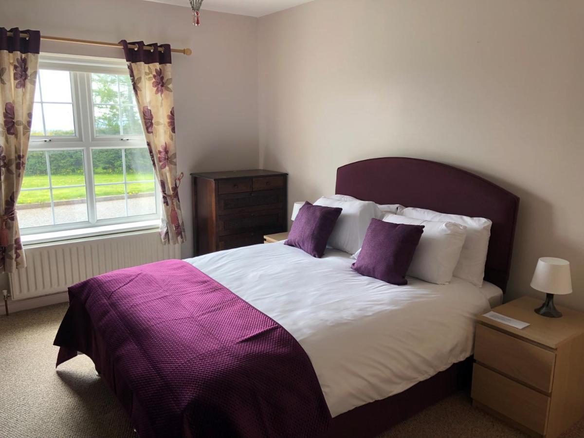 The Bungalow Villa Omagh Bagian luar foto