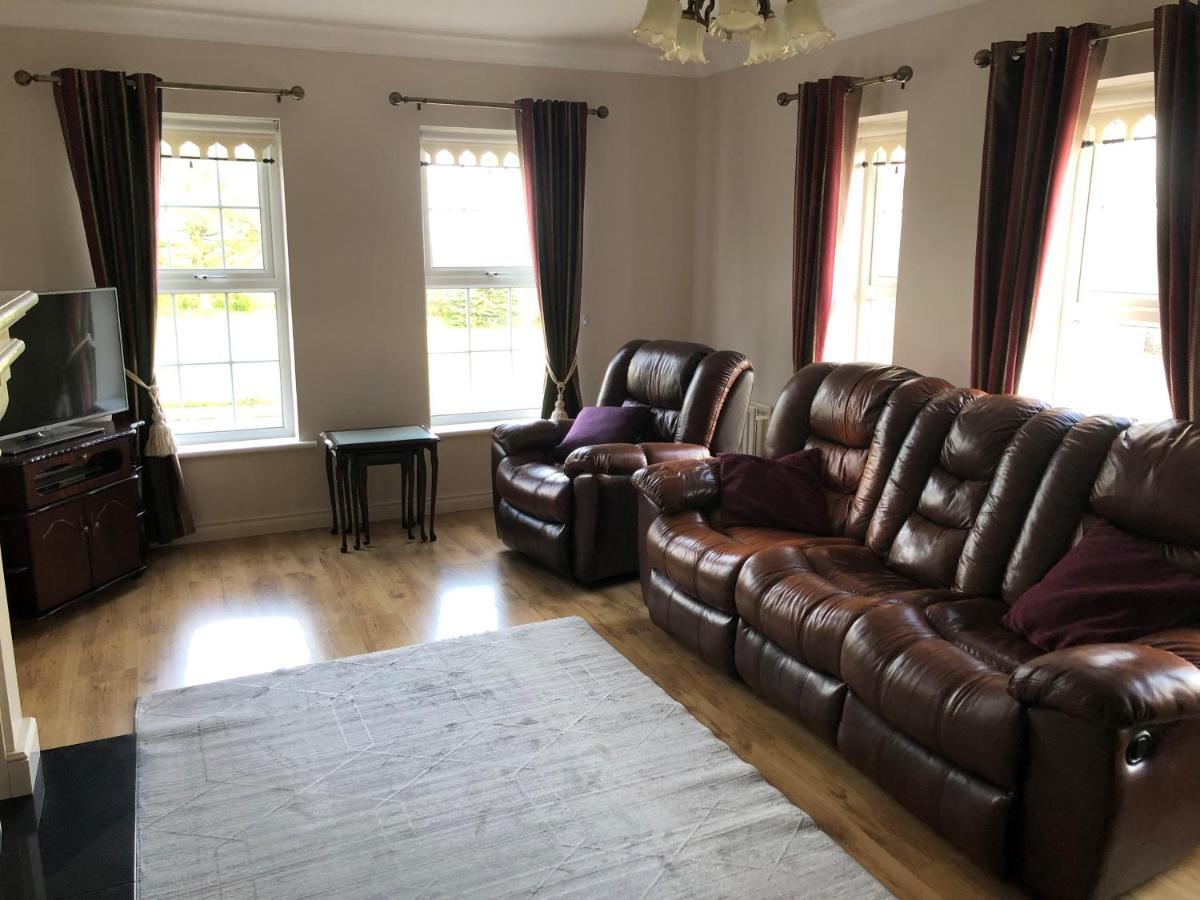 The Bungalow Villa Omagh Bagian luar foto