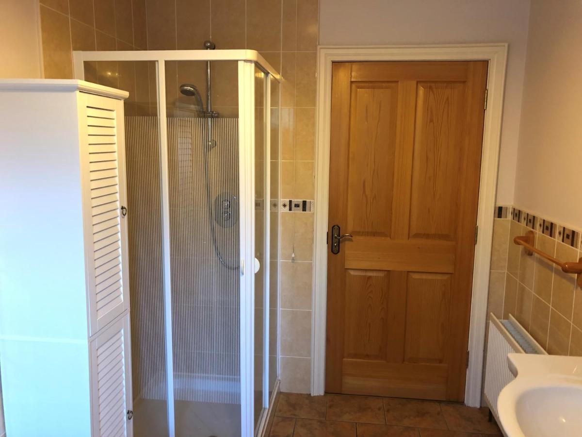 The Bungalow Villa Omagh Bagian luar foto